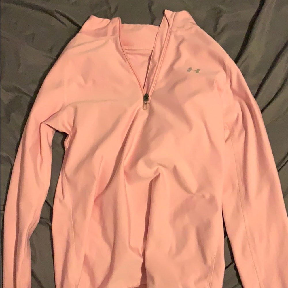 Women’s small under armour long sleeve